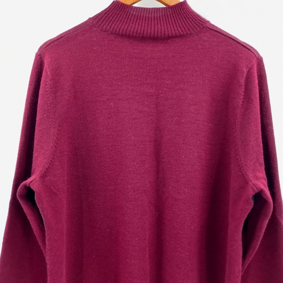 Harve Benard Burgundy Boxy Mock Neck Lightweight Wool‎ Sweater - Picture 5 of 7